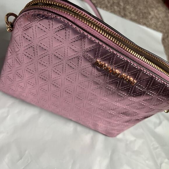 New Michael Kors metallic dome crossbody leather soft pink embossed $188 bag - Picture 6 of 9
